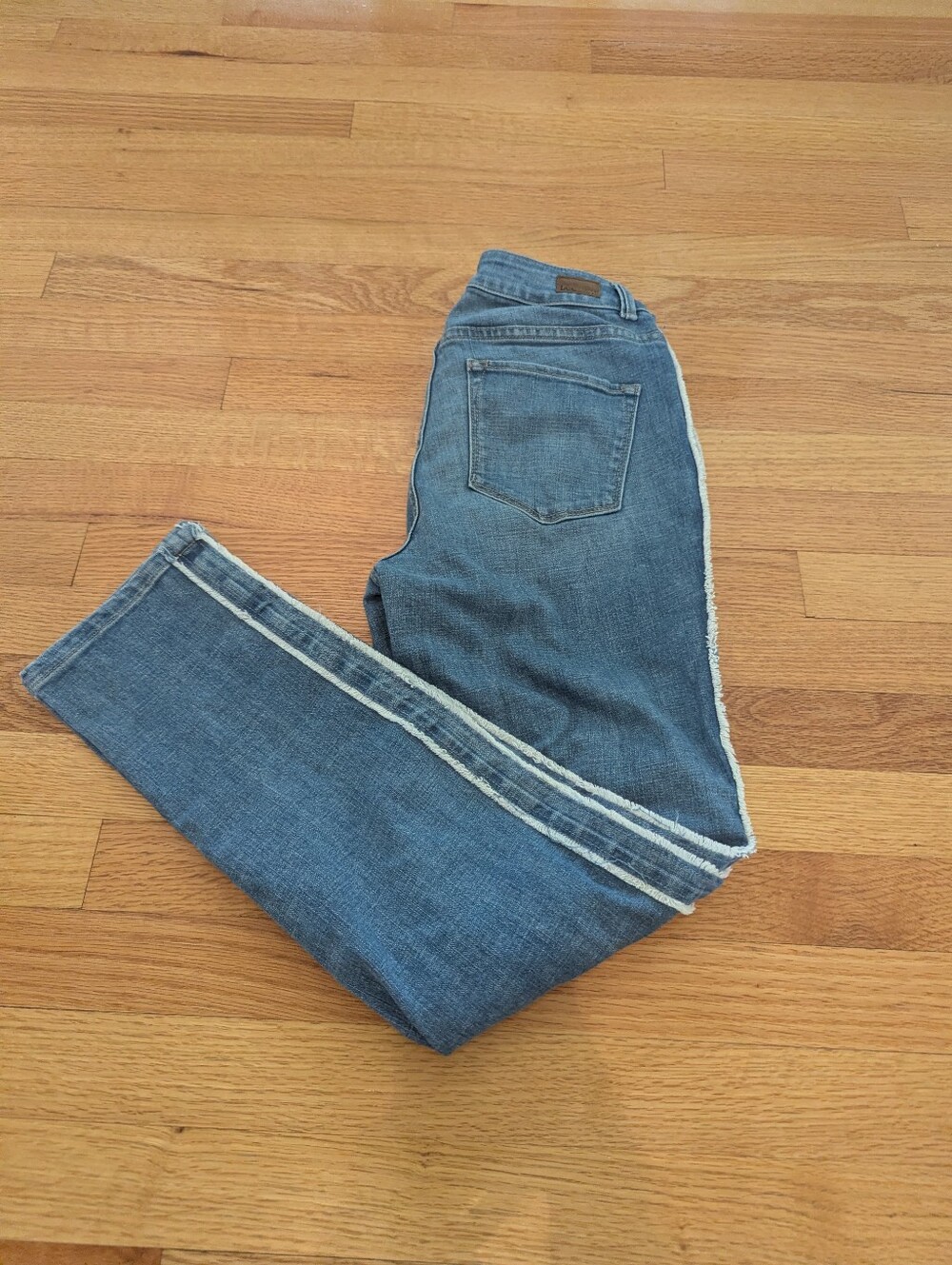 vintage Lee mid Waist Crop Straight Leg Jeans side stripe 26? read